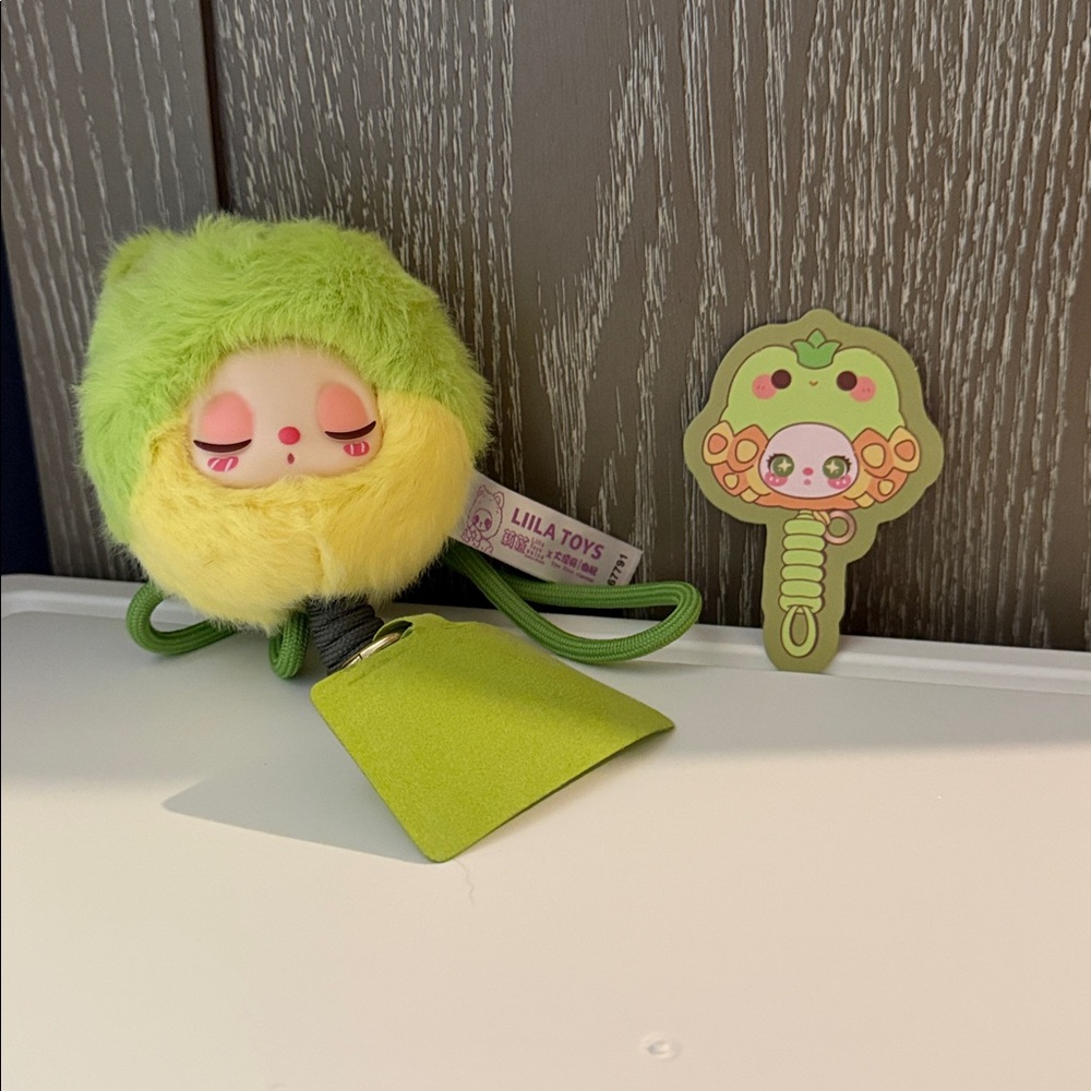 Liila Zoo Mini Phone Lanyard - Pineapple Frog